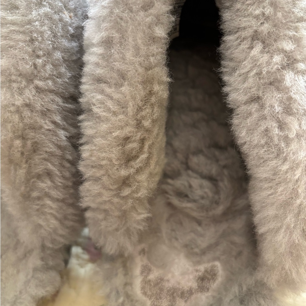 UGG Gray Coquette Sheepskin Slippers - Picture 3 of 6